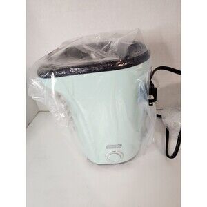 Dash Fresh Pop Popcorn Maker in Mint